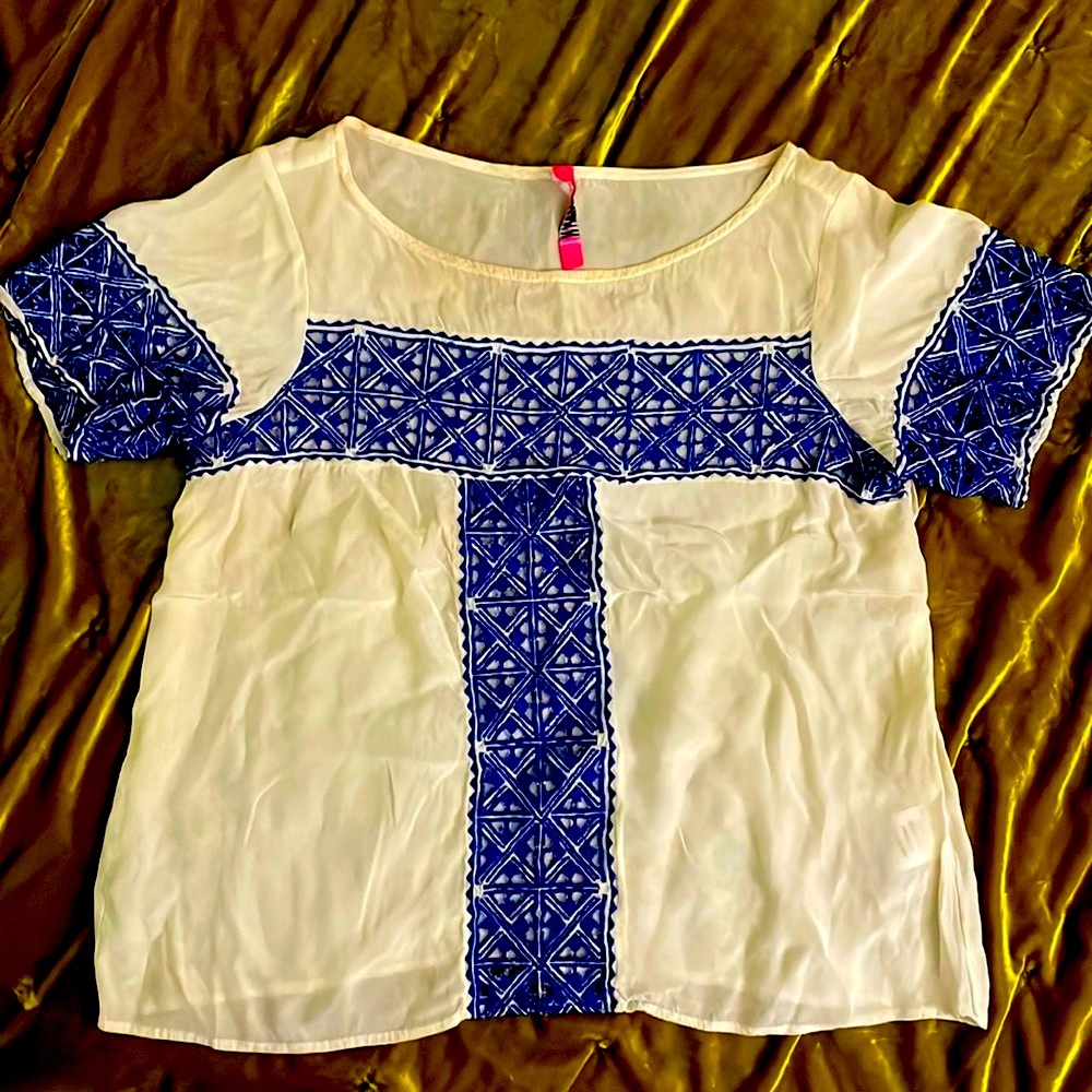 Embroidered Blue Trim Shirt
